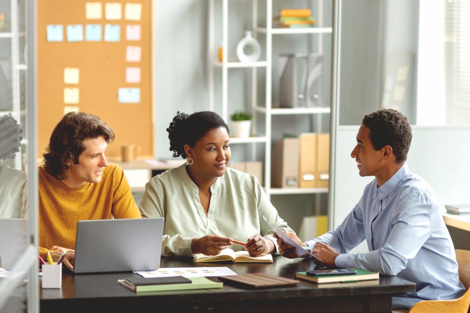 Interface de configuration système pour plateforme RH moderne